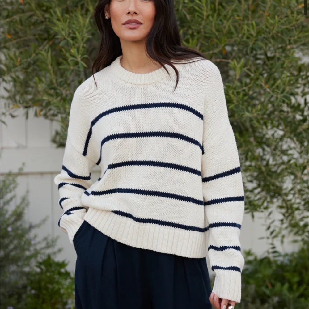 NWOT Jenni Kayne Chloe Crewneck